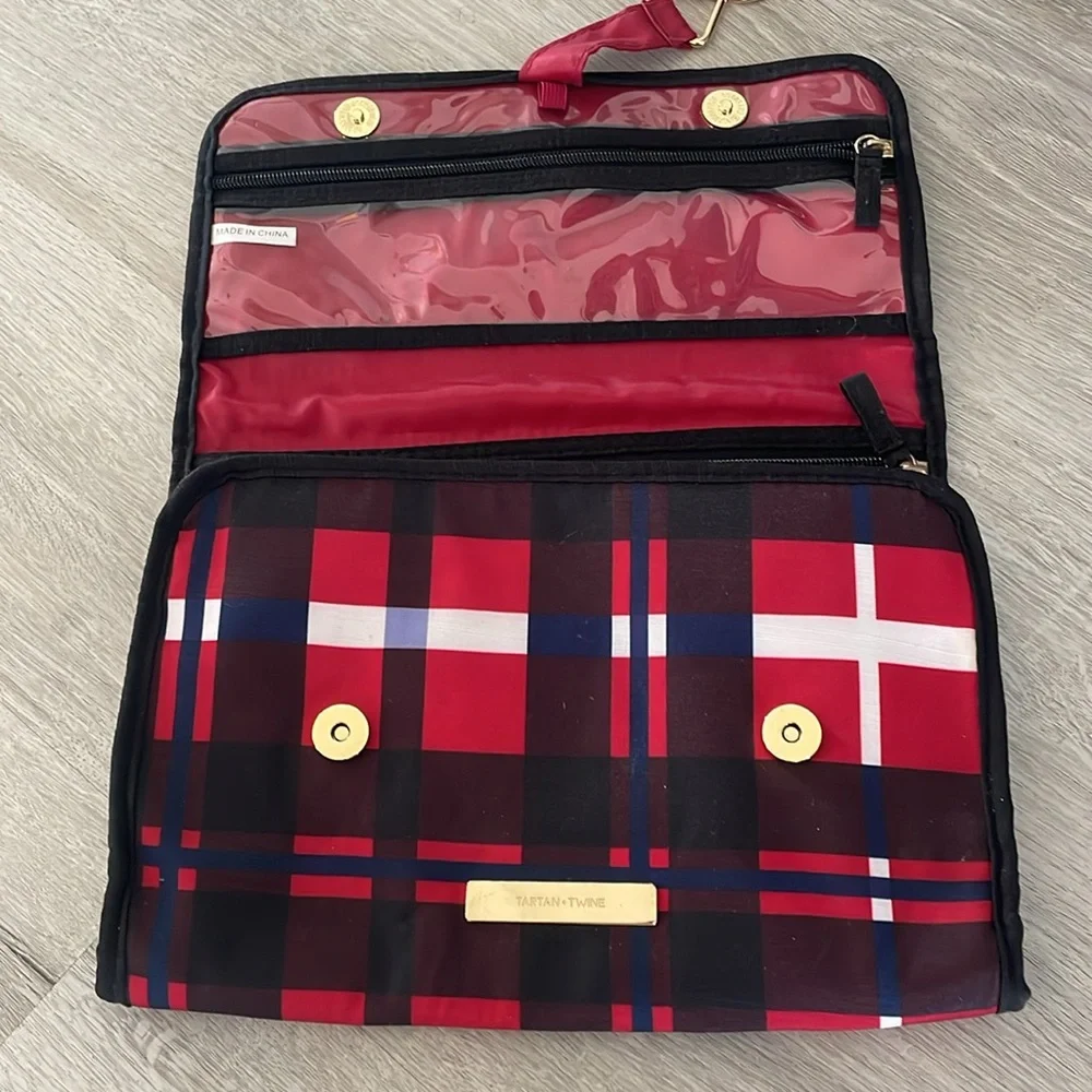 Tartan + Twine Hanging Valet Red & Black W/ White Plaid - 21.5